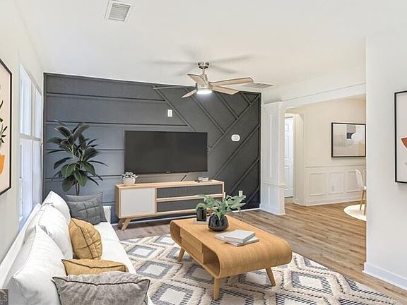 4th image of 1258 Lyle Ave