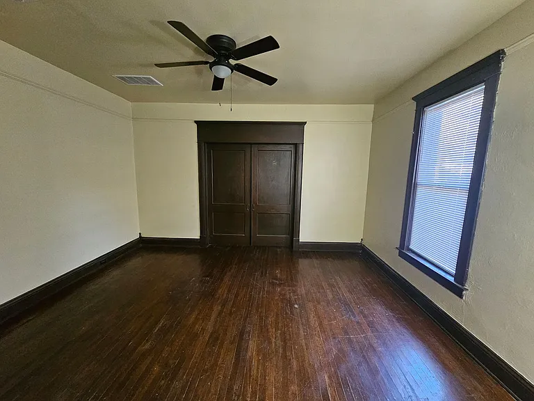 1229 Vinton Ave — Photo 5