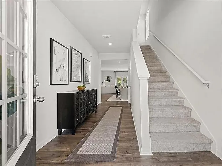 160 Shadwood Pl — Photo 7