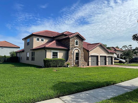 3rd image of 433 Terravista Pl