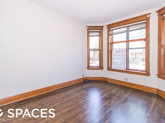 2nd image of 2523 N California Ave #Unt1