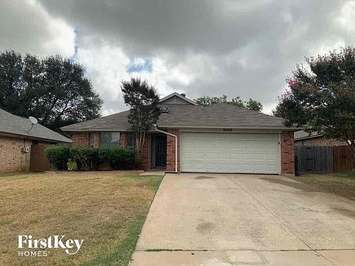 1st image of 9009 Wessex Ct
