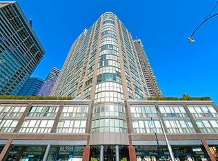24 Wellesley St W #1508, Toronto, ON M4Y 2X6