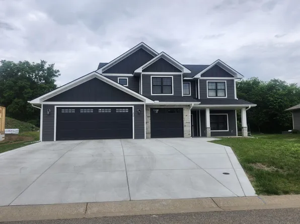 409 Sunflower Ct, Cannon Falls, MN 55009