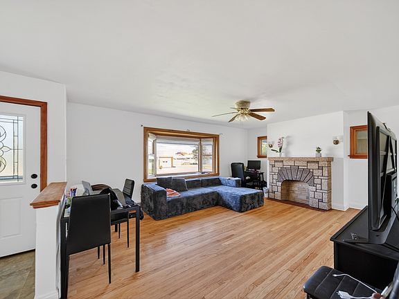 5th image of 4115 Royal Ave