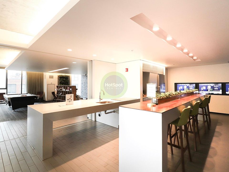 1st image of 1600 S Wabash Ave #506