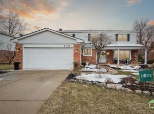 6769 Chadwick Dr, Canton, MI 48187