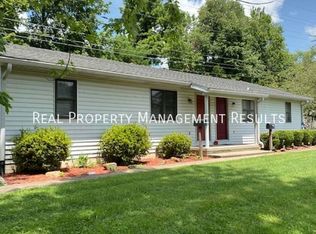 315 W Locust St #A, Boonville, IN 47601