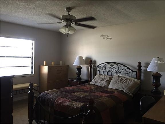 4th image of 1922 Lindhurst Ave