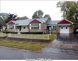 2nd image of 110 Robbins Dr