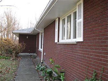 5th image of 3068 Hoffman Cir NE