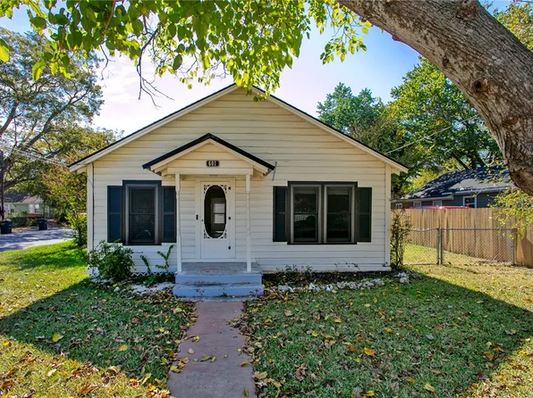 601 W Mustang St, Caldwell, TX 77836