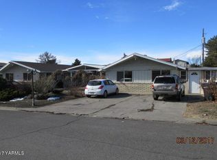 406 S 60th Ave, Yakima, WA 98908
