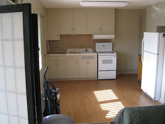 4th image of 1012 Kapahulu Ave Suite 120