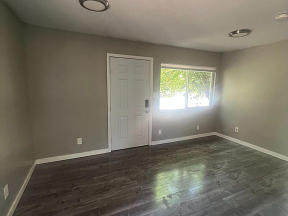 2nd image of 115-111 Ponderosa Way