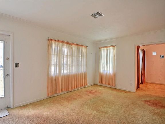 5th image of 1878 33rd Ave