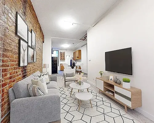 1611 2nd Ave #1 Photo 1