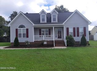 2403 Chippenham Ct, Winterville, NC 28590