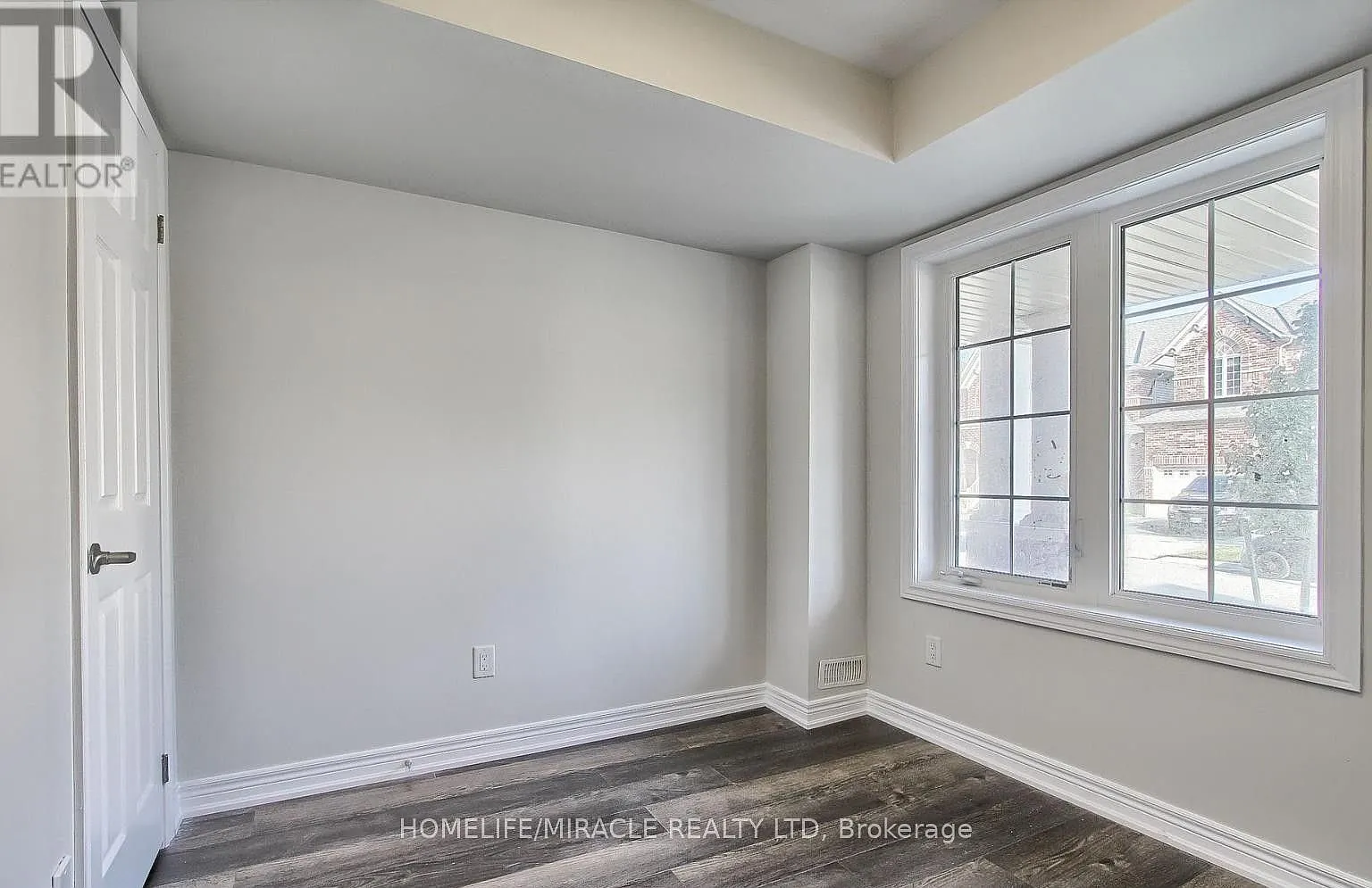 4 bed, $2,649 — Photo 4
