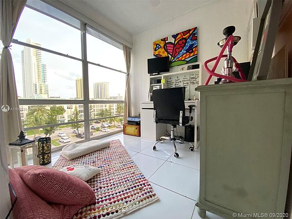 5th image of 17570 Atlantic Blvd APT 514