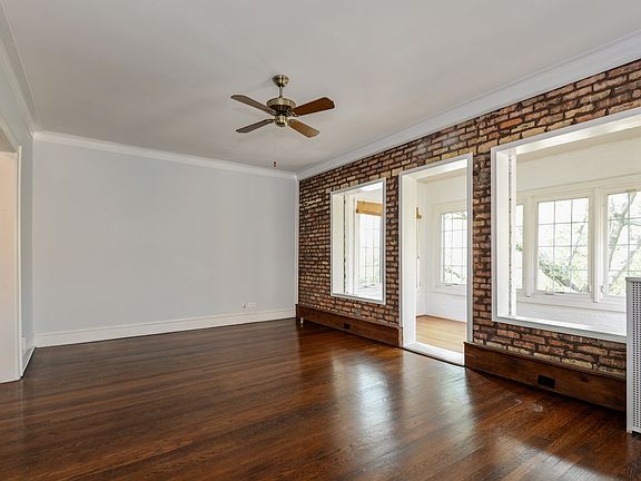 4th image of 122 Keeney St APT 3