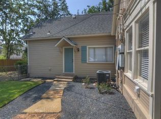 2713 Lubbock Ave #B, Fort Worth, TX 76109