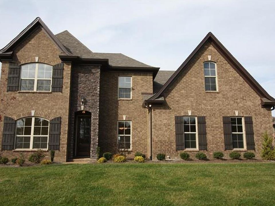 1st image of 212 Aqueduct Pl