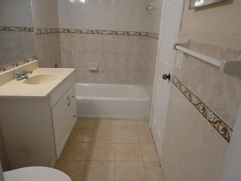 7814 NW 1st Ct — Photo 9