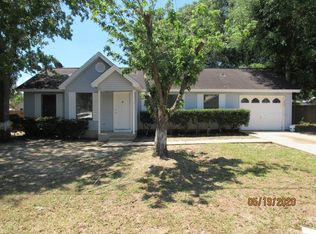 517 White Oak Ln, Crestview, FL 32539