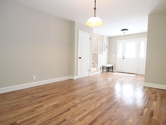 2nd image of 34 Parkview Ave