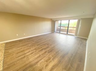 1110 Beacon St, Brookline, MA 02446