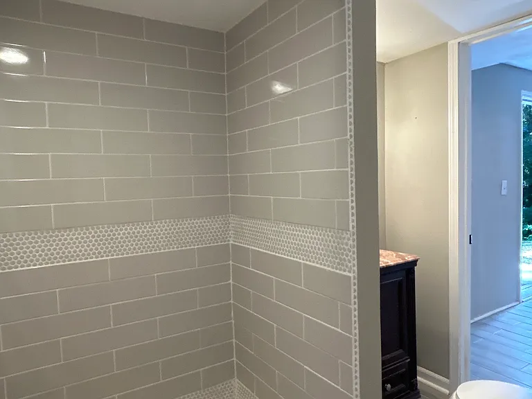 555 Glencove Dr — Photo 12