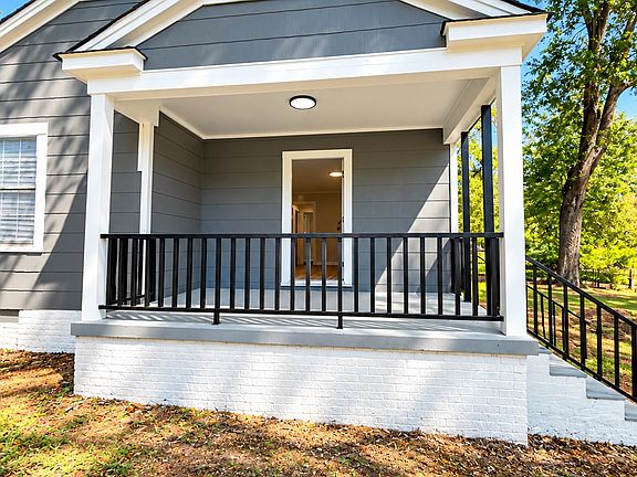 3rd image of 4865 Sheridan Dr