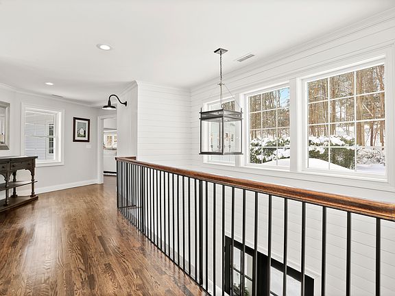 1279 Smith Ridge Road