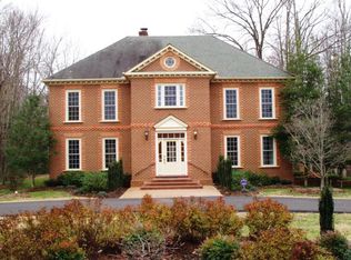 6818 River Rd, Fredericksburg, VA 22407