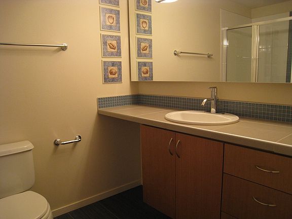 5th image of 15180 NE 81st Way Unit 103