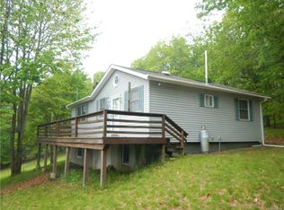 15 Whitetail Trl, Bloomingburg, NY 12721