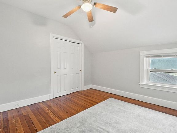 2nd image of 105 Oakland Ave #3