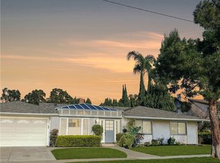 2894 Club House Rd, Costa Mesa, CA 92626