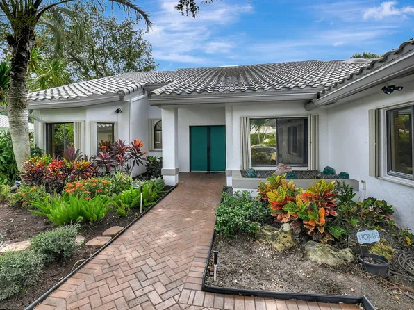 31 Hampshire Lane, Boynton Beach, FL 33436