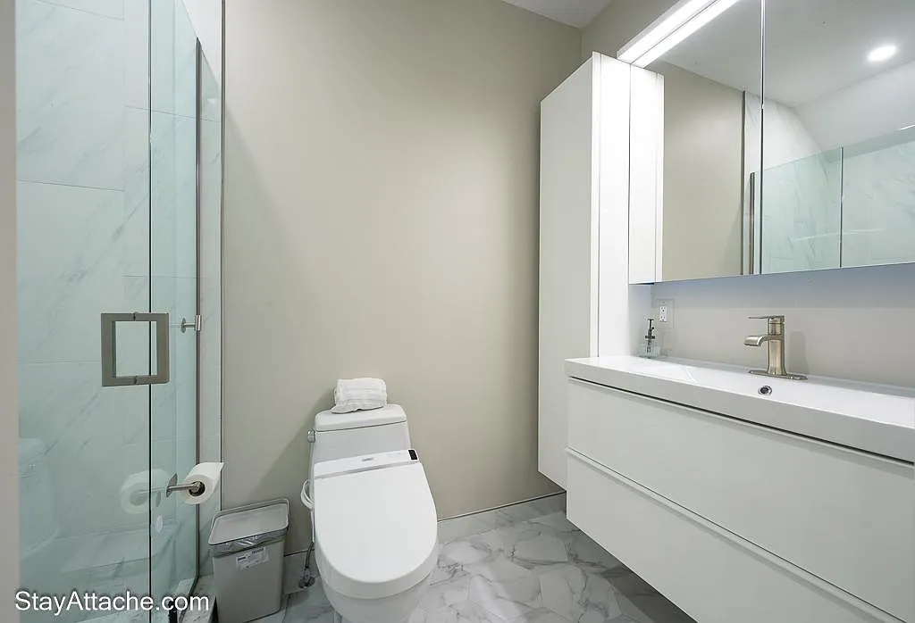 1521 Corcoran Street NW Unit 2 in Dupont Circle — Photo 2