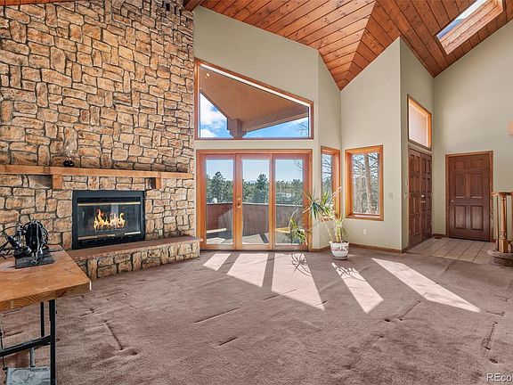 2nd image of 25833 Gateway Drive