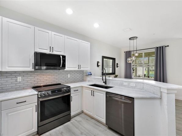 1430 Mariposa CIR #102, NAPLES, FL 34105