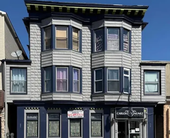 229 W Broad St #1 — Photo 1