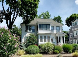 11 Nottingham St UNIT 11, Newton Center, MA 02459