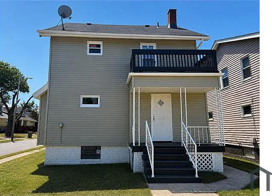 13827 Thornhurst Ave — Photo 10