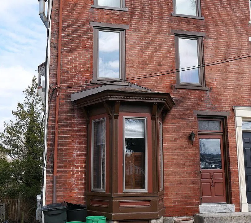 319 W 2nd St #3
