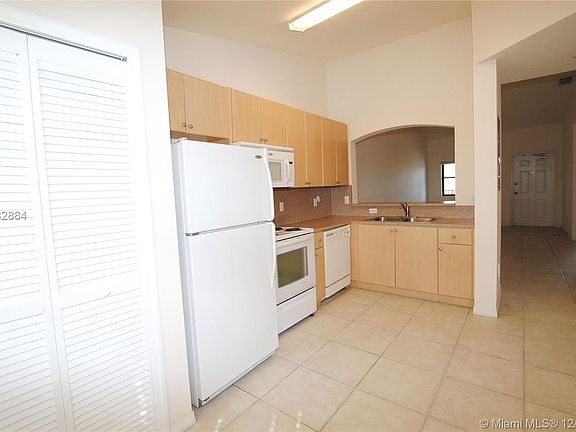 4th image of 22921 SW 88th Pl Unit 303