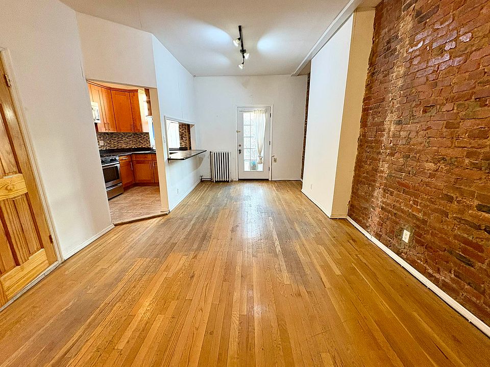 1st image of 112 15th St Floor 1