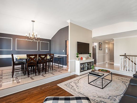 5th image of 16234 91st St